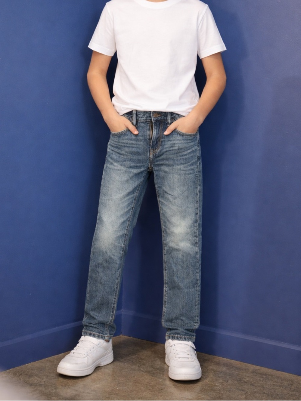 GAP Kids- Medium Wash 90s Straight Leg Jeans Size 12
